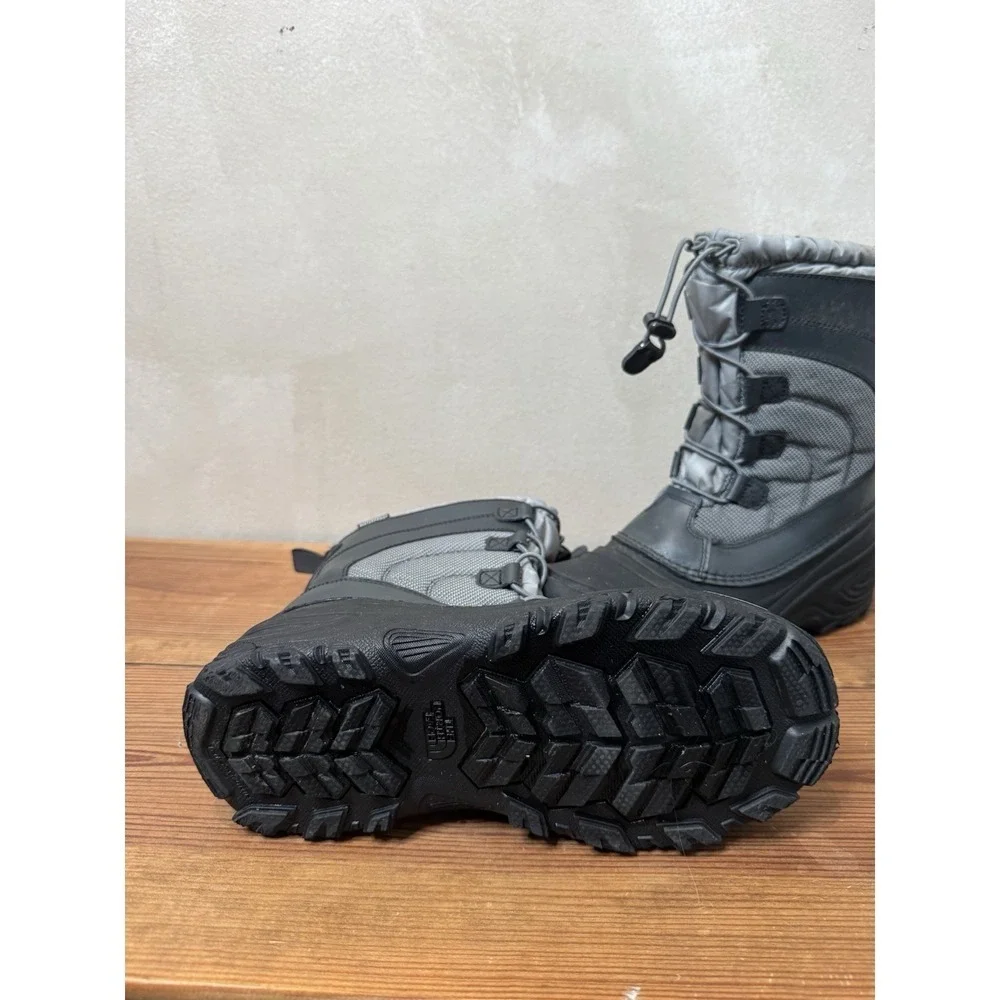 The North Face Alpenglow IV Winter Snow Boots Size 6 US Black Grey Waterproof